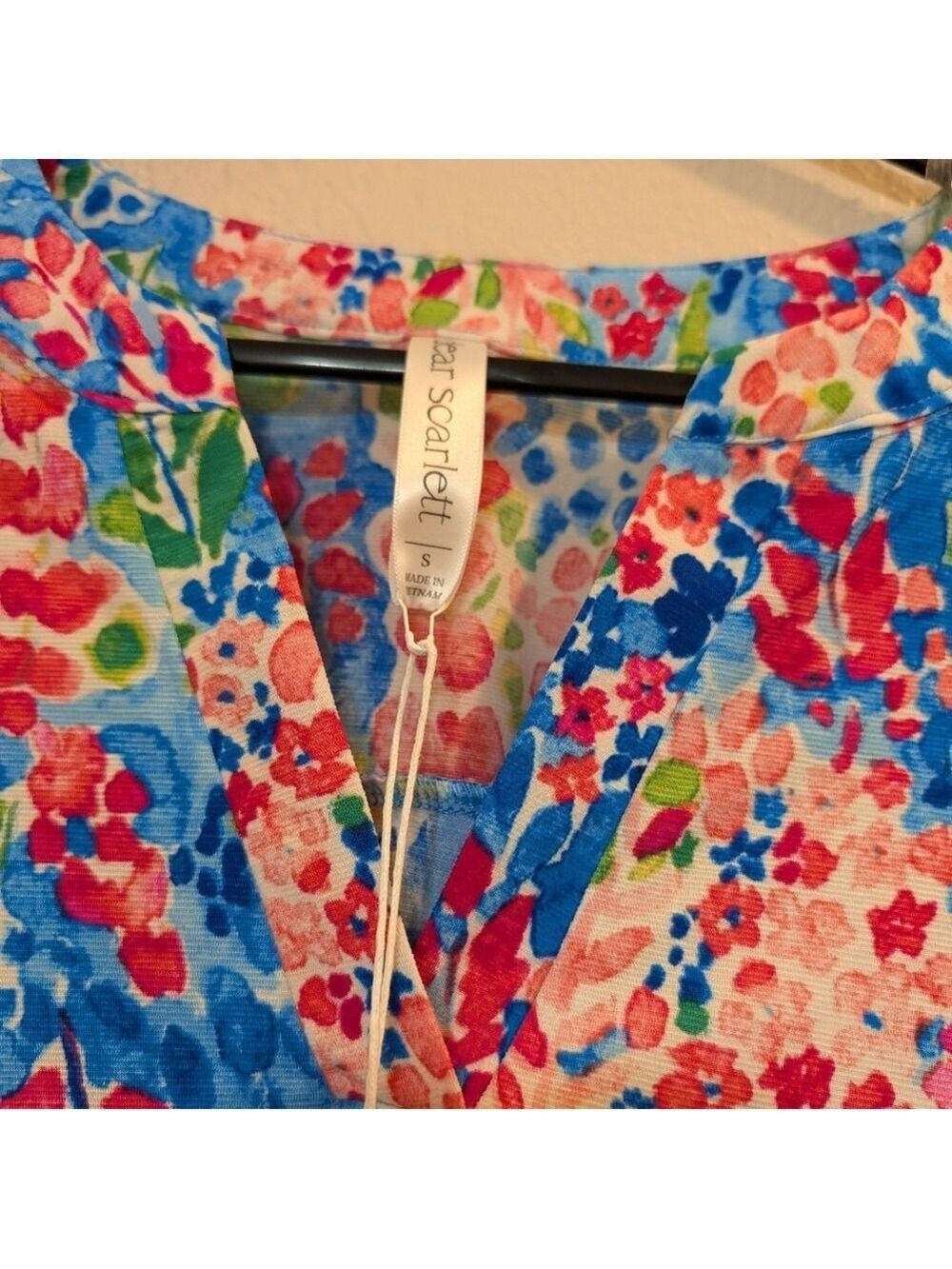 Dear Scarlett MultiColor Vibrant Floral Blouse,Top, Ruffle Sleeves.Sz.Small NWT - Picture 2 of 7